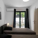 Apartment Aea Del Mare *